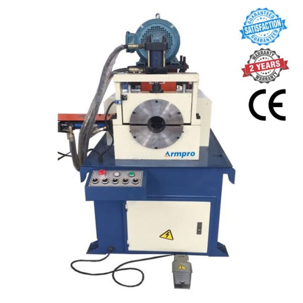 Pipe chamfering machine, automatic chamfering machine