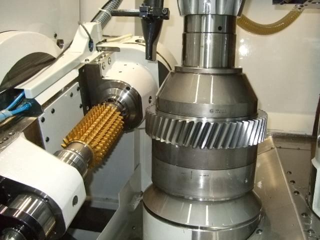 CNC Gear Hobbing Machine-post