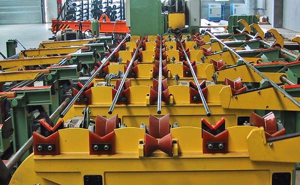 automatic chamfering machine