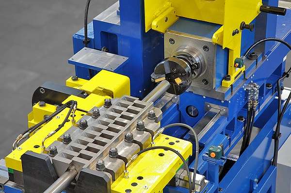 bolt chamfering machine