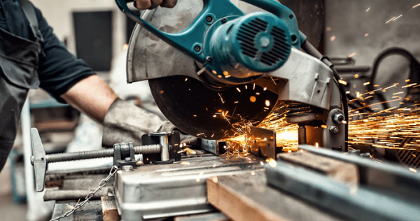 bandsaw vs coldsaw